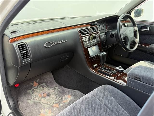 صورة مصغرة 50 لـ 1998 Nissan CIMA