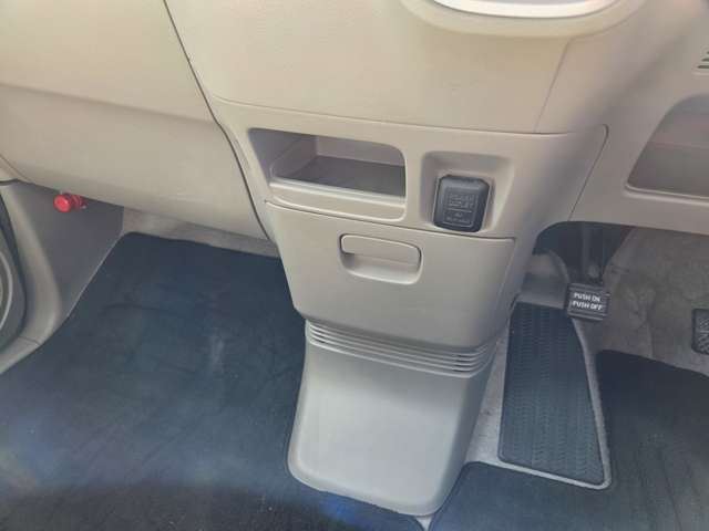 2012 Honda N-BOX+ — миниатюра 12