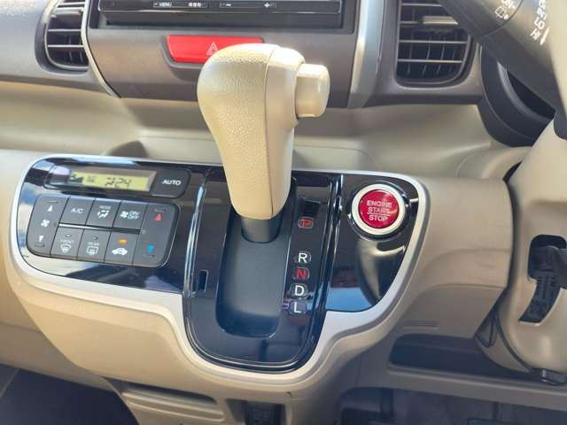 2012 Honda N-BOX+ — миниатюра 11