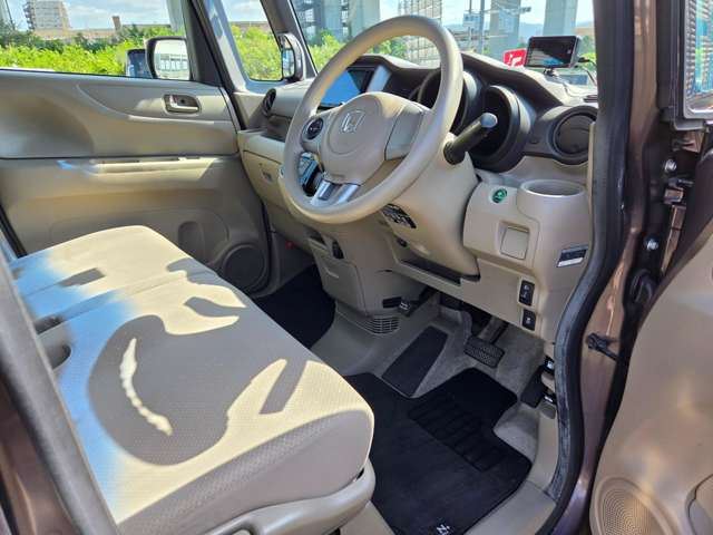 2012 Honda N-BOX+ — миниатюра 16