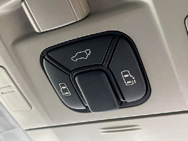 2014 Toyota VELLFIRE — миниатюра 12