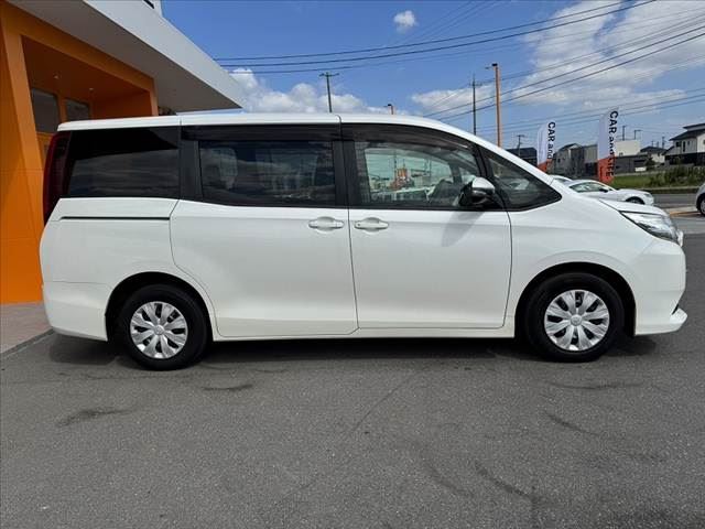 صورة مصغرة 11 لـ 2014 Toyota NOAH