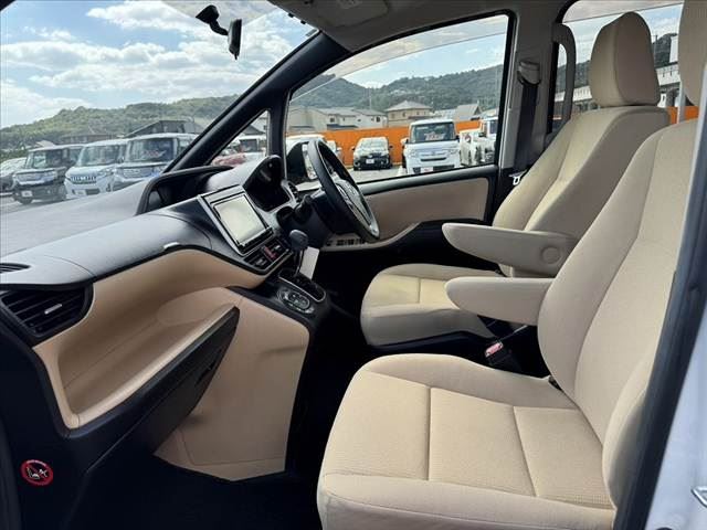 صورة مصغرة 18 لـ 2014 Toyota NOAH