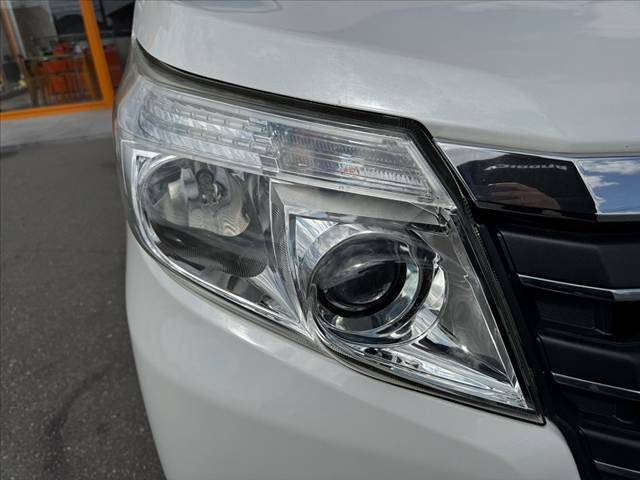 صورة مصغرة 36 لـ 2014 Toyota NOAH