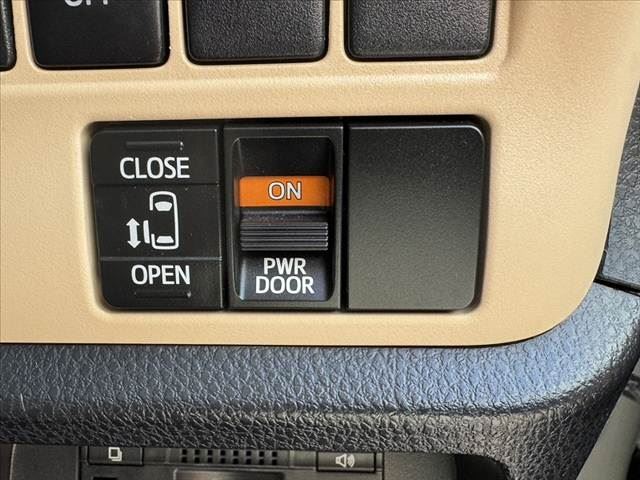 2014 Toyota NOAH 照片 5