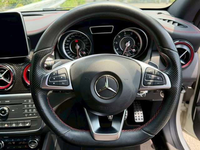 صورة مصغرة 17 لـ 2015 Mercedes-BENZ CLA-CLASS AMG
