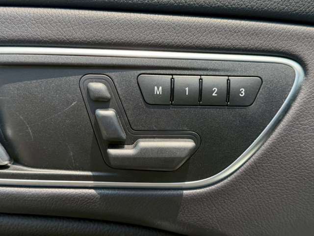 صورة مصغرة 62 لـ 2015 Mercedes-BENZ CLA-CLASS AMG