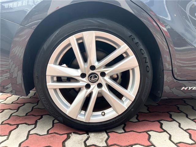 2021 Lexus IS 缩略图 14