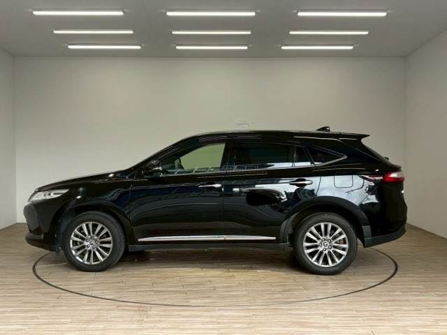 2017 Toyota HARRIER thumbnail 16