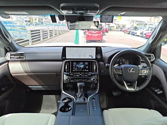 صورة 3 لـ 2023 Lexus LX