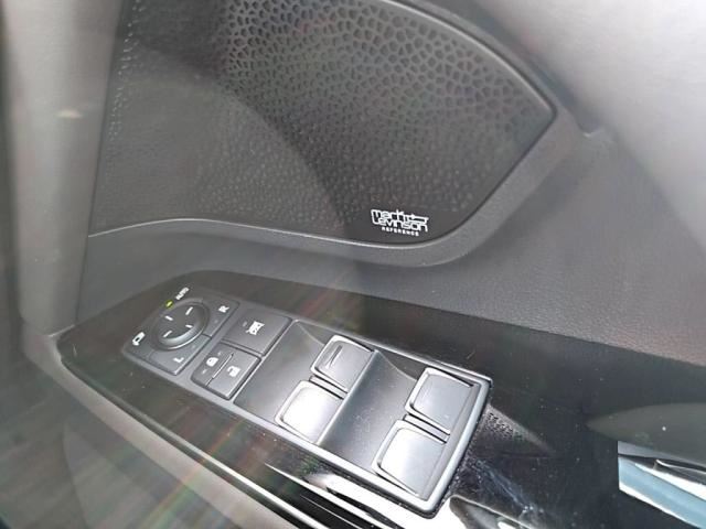 صورة مصغرة 16 لـ 2023 Lexus LX