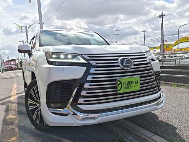 صورة 10 لـ 2023 Lexus LX