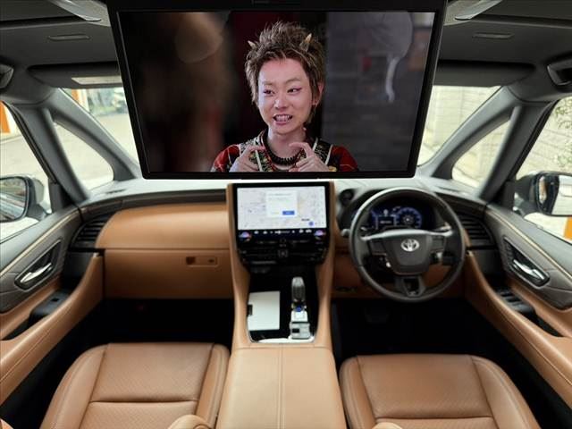 2025 Toyota VELLFIRE photo 2