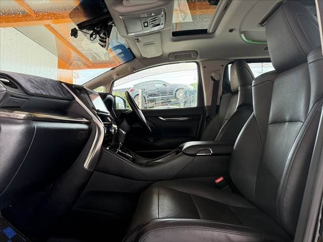 2016 Toyota VELLFIRE — миниатюра 17