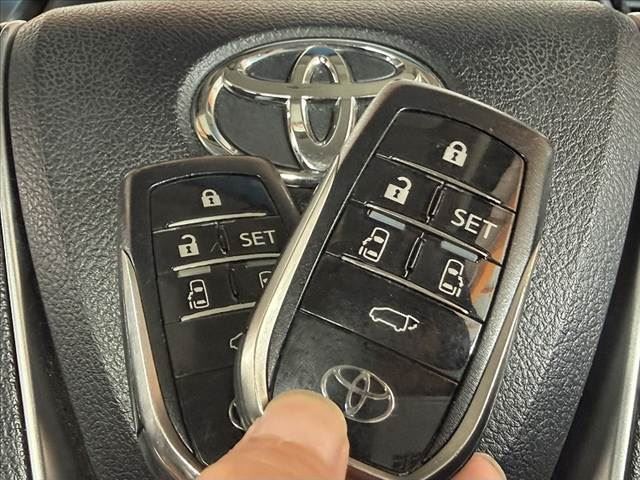 2016 Toyota VELLFIRE — миниатюра 22