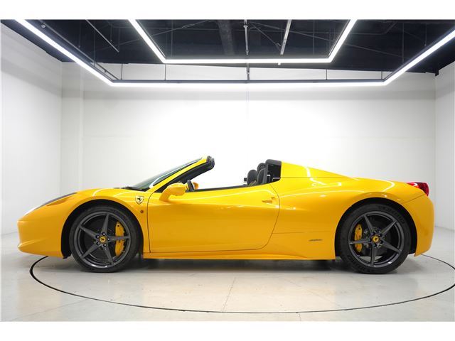 صورة مصغرة 17 لـ 2015 Ferrari 458 SPIDER