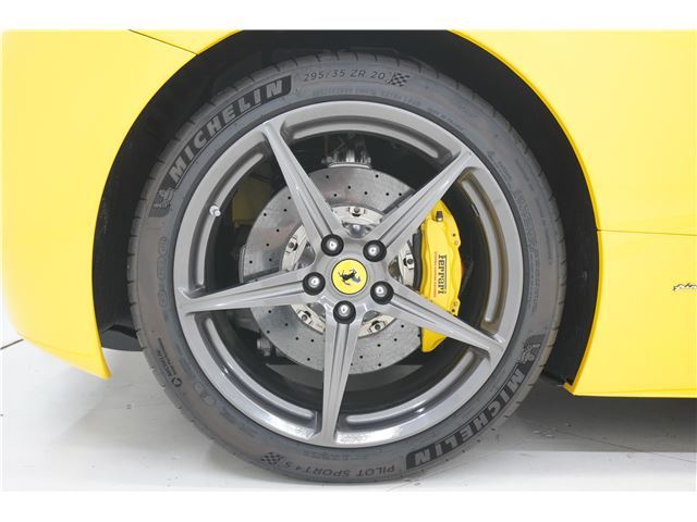 صورة مصغرة 20 لـ 2015 Ferrari 458 SPIDER