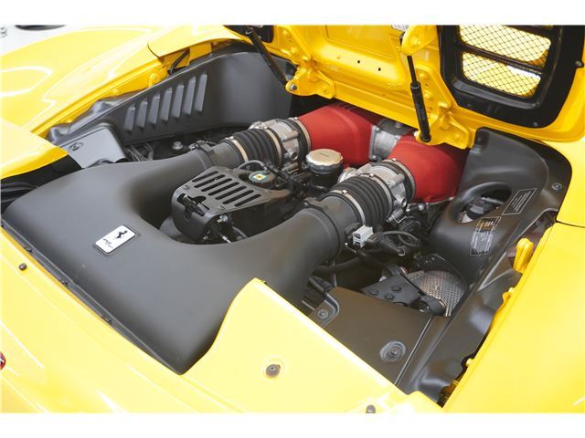 صورة مصغرة 49 لـ 2015 Ferrari 458 SPIDER