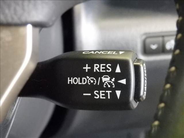 2020 Lexus RC thumbnail 14