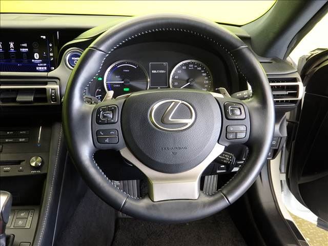 2020 Lexus RC thumbnail 11
