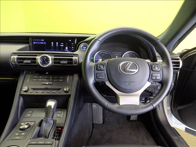 2020 Lexus RC thumbnail 20