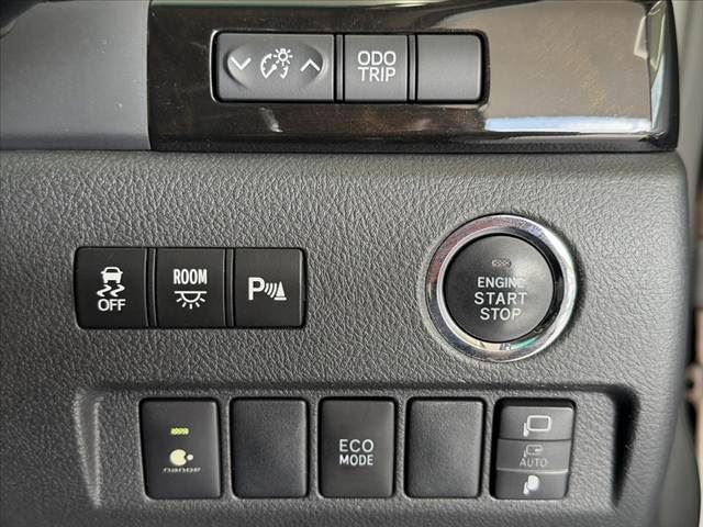 صورة مصغرة 31 لـ 2012 Toyota VELLFIRE