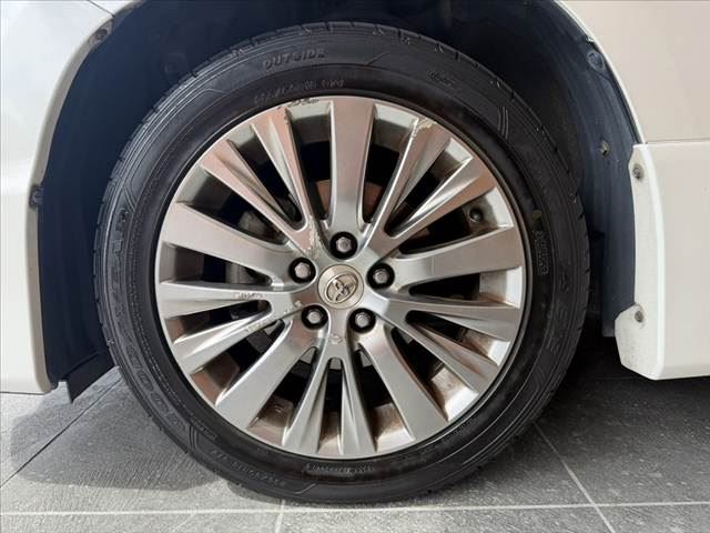 صورة مصغرة 43 لـ 2012 Toyota VELLFIRE