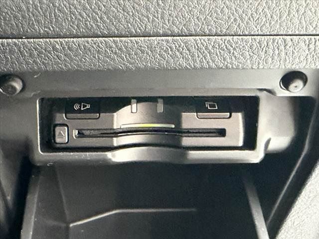 2012 Toyota VELLFIRE photo 7