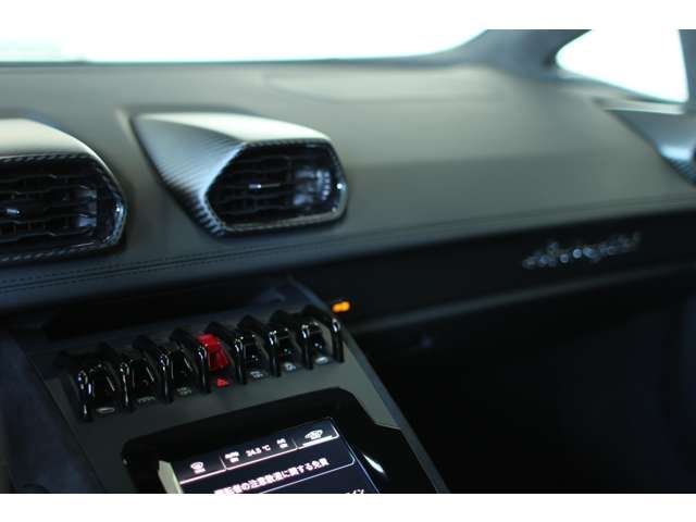 صورة مصغرة 13 لـ 2024 Lamborghini HURACAN STERRATO