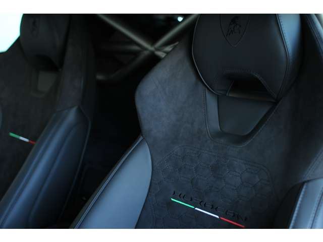 صورة 10 لـ 2024 Lamborghini HURACAN STERRATO