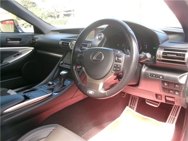 صورة مصغرة 19 لـ 2020 Lexus RC