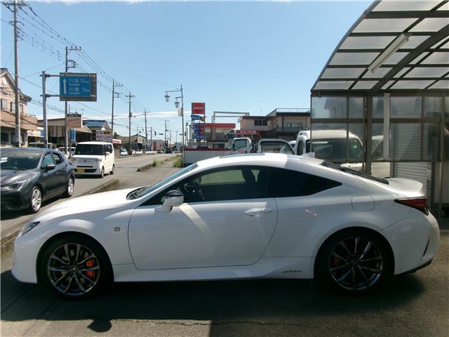 2020 Lexus RC photo 6