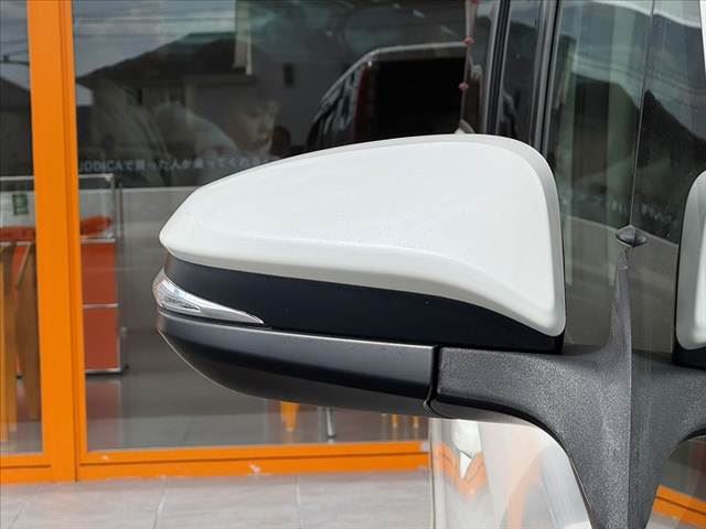 2014 Toyota NOAH — миниатюра 34
