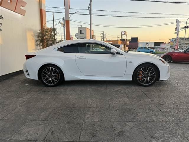 2017 Lexus RC thumbnail 11