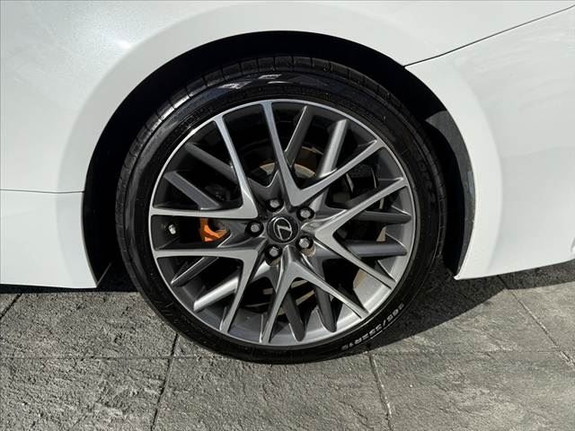 2017 Lexus RC thumbnail 42