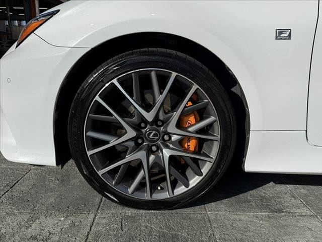 2017 Lexus RC thumbnail 43