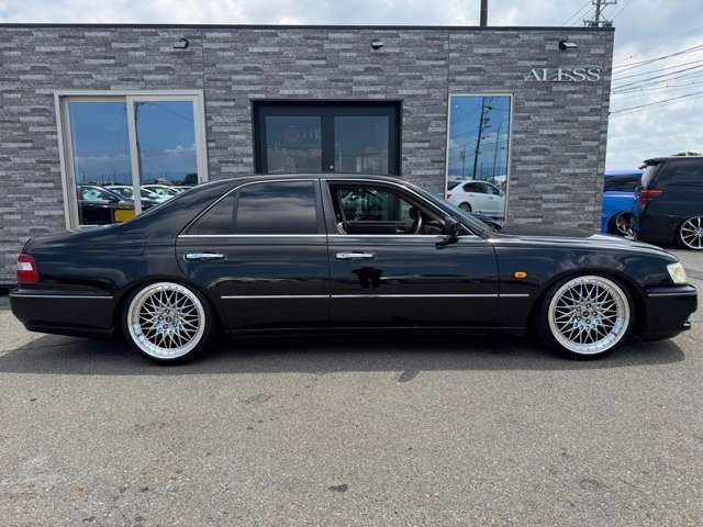 1997 Nissan CIMA — миниатюра 13