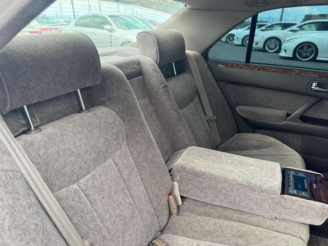 1997 Nissan CIMA — миниатюра 38