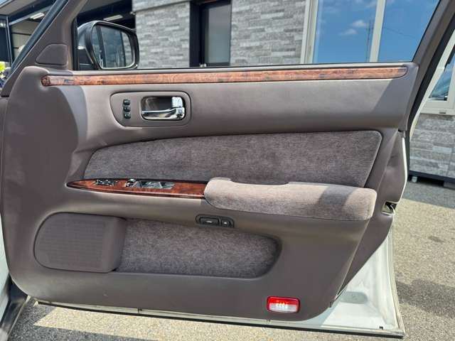 1997 Nissan CIMA — миниатюра 45