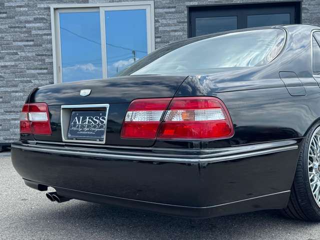 1997 Nissan CIMA — фото 8