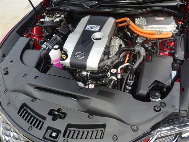 صورة مصغرة 30 لـ 2023 Lexus RC