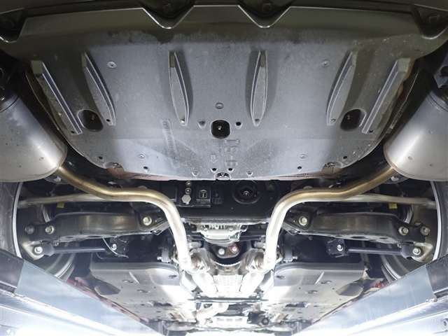 صورة مصغرة 31 لـ 2023 Lexus RC