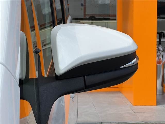 2014 Toyota NOAH thumbnail 35