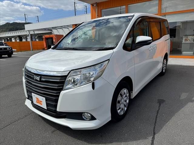 2014 Toyota NOAH 照片 10