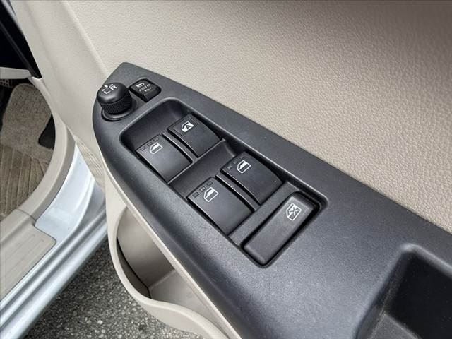 2016 Toyota PASSO — миниатюра 23
