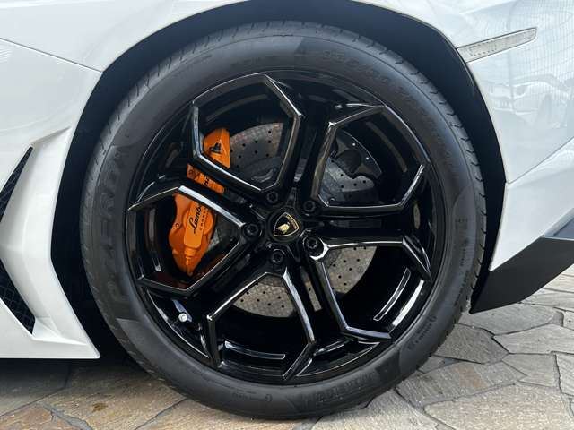 2012 Lamborghini AVENTADOR — миниатюра 29