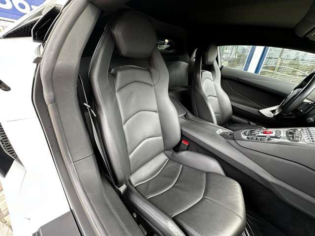 2012 Lamborghini AVENTADOR — миниатюра 31