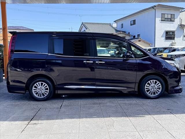 2015 Toyota ESQUIRE — миниатюра 11