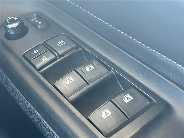 2015 Toyota ESQUIRE — миниатюра 32