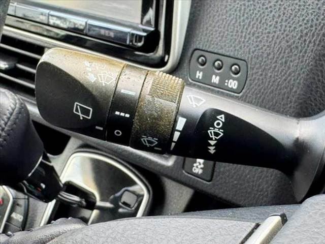 2014 Toyota NOAH thumbnail 25
